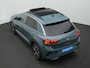 Volkswagen T-Roc 1.5 TSI 150 pk DSG R-Line | Panoramadak | Trekhaak | Navigatie Discover Pro | IQ Light | Achteruitrijcamera | Stoelverwarming