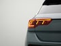 Volkswagen T-Roc 1.5 TSI 150 pk DSG R-Line | Panoramadak | Trekhaak | Navigatie Discover Pro | IQ Light | Achteruitrijcamera | Stoelverwarming