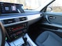 BMW 3-Serie Touring 320i Business Line Automaat Ecc Cruisecontrol Apple Carplay Navigatie Stoelverwarming Pdc Xenon 19 Inch LM Velgen Trekhaak