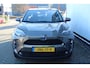 Toyota Yaris Cross 1.5 Hybrid All season banden l Adaptief cruise control l Navi l Apple/Android carplay l Armsteun l Elektrisch inklapbare buitenspiegels l Climate control l Achteruitrijcamera
