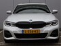BMW 3-Serie 330e M-sport | Schuifdak | Leder | Laser | 88,6% SOH | Org. NL