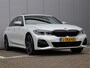 BMW 3-Serie 330e M-sport | Schuifdak | Leder | Laser | 88,6% SOH | Org. NL