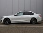BMW 3-Serie 330e M-sport | Schuifdak | Leder | Laser | 88,6% SOH | Org. NL