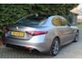 Alfa Romeo Giulia 2.2 Super 180PK Automaat | Leder | Elektrische stoelen | Navigatie | Stoel/stuurverwarming