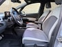 Volkswagen ID.3 First Plus 58 kWh 3 fase | Matrix LED | Adaptieve cruise | Navigatie | Camera | Apple CarPlay | Keyless | Stoel&stuurverwarming | 19 inch lichtmetalen velgen