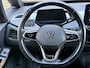Volkswagen ID.3 First Plus 58 kWh 3 fase | Matrix LED | Adaptieve cruise | Navigatie | Camera | Apple CarPlay | Keyless | Stoel&stuurverwarming | 19 inch lichtmetalen velgen