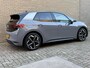 Volkswagen ID.3 First Plus 58 kWh 3 fase | Matrix LED | Adaptieve cruise | Navigatie | Camera | Apple CarPlay | Keyless | Stoel&stuurverwarming | 19 inch lichtmetalen velgen
