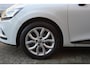 Renault Clio Estate 0.9 TCe Intens/Camera/Parkeerassistent/Metalliclak /Dealeronderhouden.