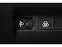 Peugeot 2008 1.2 130 pk Allure | Navigatie via App | Adapt. Cruise Control | Climate Control | Carplay | PDC A | LMV 17 Inch