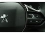 Peugeot 2008 1.2 130 pk Allure | Navigatie via App | Adapt. Cruise Control | Climate Control | Carplay | PDC A | LMV 17 Inch