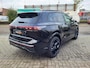 Volkswagen Tiguan 1.5 eTSI R-line Edition | Met o.a. panoramadak, elektrisch uitklapbare trekhaak en Harman Kardon audio!
