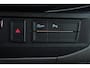 Volkswagen Transporter 2.0 TDI L2H1 30 DC Bulli Virtual, Adaptieve Cruise, Camera, Carplay, 199pk LED, Automaat, Stoelverwarming, Trekhaak, Uniek!