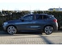 BMW X2 sDrive20i High Executive M-Sport | Stoel+Stuurverwarming | Trekhaak | Camera | HUD | Memory | Elektr. klep | Carplay | Keyless