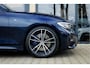 BMW 3-Serie Touring 330i Aut. Executive | M Sportpakket | Panoramadak | 19" LM Velgen | Harman Kardon | 360 Camera | Dealeronderhouden | M-Sport Remsysteem |