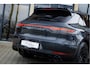 Porsche Macan 3.0 S 354PK | Sport Design | 21” LM Velgen | Panoramadak | Luchtvering PASM | Trekhaak | BOSE | Sportuitlaat | Apple CarPlay | 360 Camera | Lederen Dashboard | Adaptive Cruise Control | Standkachel |