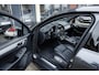 Porsche Macan 3.0 S 354PK | Sport Design | 21” LM Velgen | Panoramadak | Luchtvering PASM | Trekhaak | BOSE | Sportuitlaat | Apple CarPlay | 360 Camera | Lederen Dashboard | Adaptive Cruise Control | Standkachel |