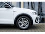 Volkswagen T-Roc 1.5 TSI DSG 150PK | R-Line | Trekhaak | Stoelmassage | Adaptieve Cruise Control | Navigatie incl. CarPlay | Stoelverwarming | Achteruitrijcamera | LED Plus verlichting |