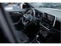 Volkswagen T-Roc 1.5 TSI DSG 150PK | R-Line | Trekhaak | Stoelmassage | Adaptieve Cruise Control | Navigatie incl. CarPlay | Stoelverwarming | Achteruitrijcamera | LED Plus verlichting |