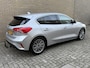 Ford Focus 1.0 EcoBoost 125pk Titanium Business | Keyless Entry en Start | Lichtmetalen velgen | Navigatie | Trekhaak | PDC voor en achter | Stoelverwarming | Climate Control | Achteruitrijcamera | Volledig onderhouden