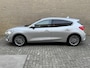 Ford Focus 1.0 EcoBoost 125pk Titanium Business | Keyless Entry en Start | Lichtmetalen velgen | Navigatie | Trekhaak | PDC voor en achter | Stoelverwarming | Climate Control | Achteruitrijcamera | Volledig onderhouden