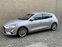 Ford Focus 1.0 EcoBoost 125pk Titanium Business | Keyless Entry en Start | Lichtmetalen velgen | Navigatie | Trekhaak | PDC voor en achter | Stoelverwarming | Climate Control | Achteruitrijcamera | Volledig onderhouden