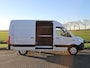 Mercedes-Benz Sprinter 317 L2H2 Mbux RWD!