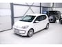 Volkswagen Up! 1.0 high up! | Stoelverwarming | Cruise | Mistlampen | LMV | Parkeersensoren | Getint glas | Rijklaar |