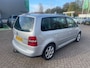 Volkswagen Touran 2.0-16V FSI Highline Trekhaak Nieuwe apk