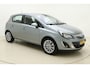 Opel Corsa 1.4-16V Cosmo | Navigatie | Climate control | Trekhaak | Parkeersensoren | Lichtmetalen velgen | Cruise control | Weinig kilometers | Mistlampen voor