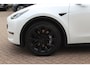 Tesla Model Y Performance AWD 75 kWh / Trekhaak / Autopilot / Panoramadak / Camera / 21'' / Keyless / Leder / Dodehoek / Navigatie / Stoelverwarming