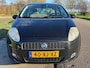 Fiat Punto Grande 1.2 Dynamic 3-Drs Airco Electr. pakket Audio/CD LMV 15" Colorpakket Cruisecontrol Dealeronderhoud Apk 13/08/2026