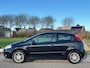 Fiat Punto Grande 1.2 Dynamic 3-Drs Airco Electr. pakket Audio/CD LMV 15" Colorpakket Cruisecontrol Dealeronderhoud Apk 13/08/2026