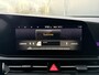 Kia Niro EV DynamicPlusLine 64.8 kWh | Lederen bekleding | Stoel- en stuurverwarming | Fabrieksgarantie t/m 26-4-2030 + 3x 1 jaar*| Accu = 100% (SoH) | NAP |