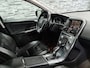 Volvo XC60 2.4 D5 AWD *Grijs kenteken*Camera*Panodak*Leder*!