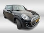 MINI Mini Electric Charged 33 kWh / Camera / Head-up / Leder / Harman Kardon / Keyless / 17'' / CarPlay / Stoelverwarming / Matrix LED / DAB / Cruise Control
