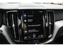 Volvo XC60 2.0 T8 AWD Polestar Engineered / Trekhaak / Panoramadak / 360Camera / Head-up / Leder / Harman Kardon / 22'' / Keyless / Intr.voorverwarming / Stuur+Stoelverwarming / Virtual Cockpit / CarPlay / DAB / Dodehoek / ACC