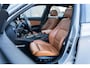 BMW 3-Serie Touring 335xi Luxury Line M pakket Org NL NAP panorama dak Leer dealer onderhouden