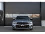 BMW 3-Serie 330e xDrive M-Sport|HuD|Carbon|M-schaalstoelen|Ambi|