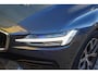 Volvo V60 2.0 B3 Core | Trekhaak | Stuur- stoelverwarming | Pilot Assist | BLIS