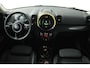 MINI Countryman Mini 1.5 Cooper Business Edition Automaat (NAVIGATIE, CARPLAY, PARKEERSENSOREN, LED, CRUISE, SPORTSTOELEN)