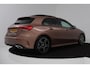 Mercedes-Benz A-klasse 180 Business Solution AMG Automaat (PANORAMADAK, SFEERVERLICHTING, CAMERA, STOELVERWARMING, 1e EIGENAAR)