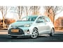 Toyota Yaris 1.5 Hybrid Trend Bi-Tone NAVI CLIMA CAMERA