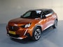 Peugeot e-2008 EV GT 50 kWh AUTOMAAT| PANORAMADAK| CAMERA| NAVIGATIE| MULTIMEDIA| AIRCO/ECC| CRUISECONTROL| PARKEERSENSOREN| DIMMENDE BINNENSPIEGEL