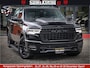 Dodge Ram 1500 Limited Demo Night High Output 540HP 706Nm | Massage + Full Option | De Meest Luxe en Volle Pick-Up in zijn Klasse | Comfortabele Dubbele Cabine met Royale 5 Zitplaatsen | BPM vrij | Nu Leverbaar uit Voorraad | Voorraad Nr 2263 - V76JVF