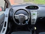 Toyota Yaris 1.3 VVTi Sol 3-Drs Airco Electric pakket Audio/CD ABS EBD Colorpakket Dealeronderhoud Nieuwe Apk!