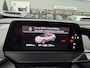 Volkswagen ID.4 Pro 77 kWh 204 PK| Origineel Nederlands | Artvelours Bekleding | Geheugenfunctie Voorstoelen |Navigatie | 360 Camera | Stoelverwarming | Parkeersensoren