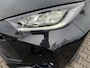 Toyota Yaris HYBRID 115 DYNAMIC COMFORT PACK STOEL/STUURVERW APPLE/ANDROID NAVI BLIND-SPOT PARKCAMERA KEYLESS PARKSENSOR V+A NL-AUTO