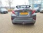 Toyota C-HR 1.8 Hybrid EXECUTIVE TREKHAAK 4S-BANDEN STOELVERW KEYLESS NAVI CAMERA PARK-SENSOREN 18'' LM-VELGEN CLIMA AD-CRUISE NL-AUTO