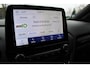 Ford Puma 1.0 EcoBoost Hybrid ST-Line X TREKHAAK STOEL/STUUR&VOORRUITVERW. SENSOREN PRIVACY GLASS LM-VELGEN