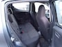 Suzuki Alto 1.0 Exclusive Airco, licht metalen velgen, mistlampen, elektrische ramen, centrale vergrendeling, enz.